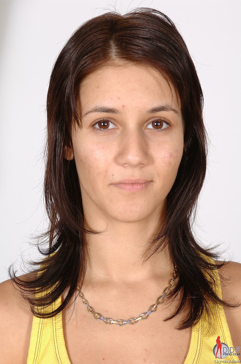 Люба, 22 года, 1 размер груди